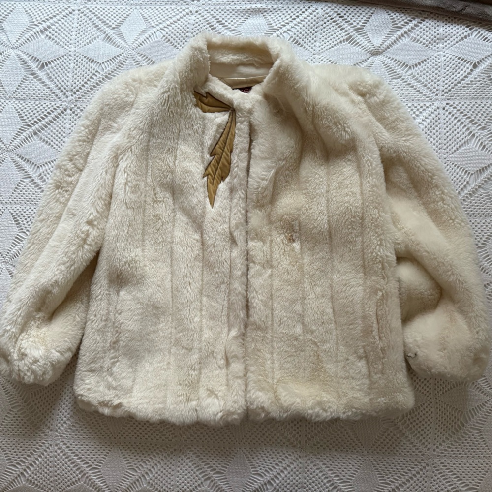 Elegant Cream Faux Fur Coat